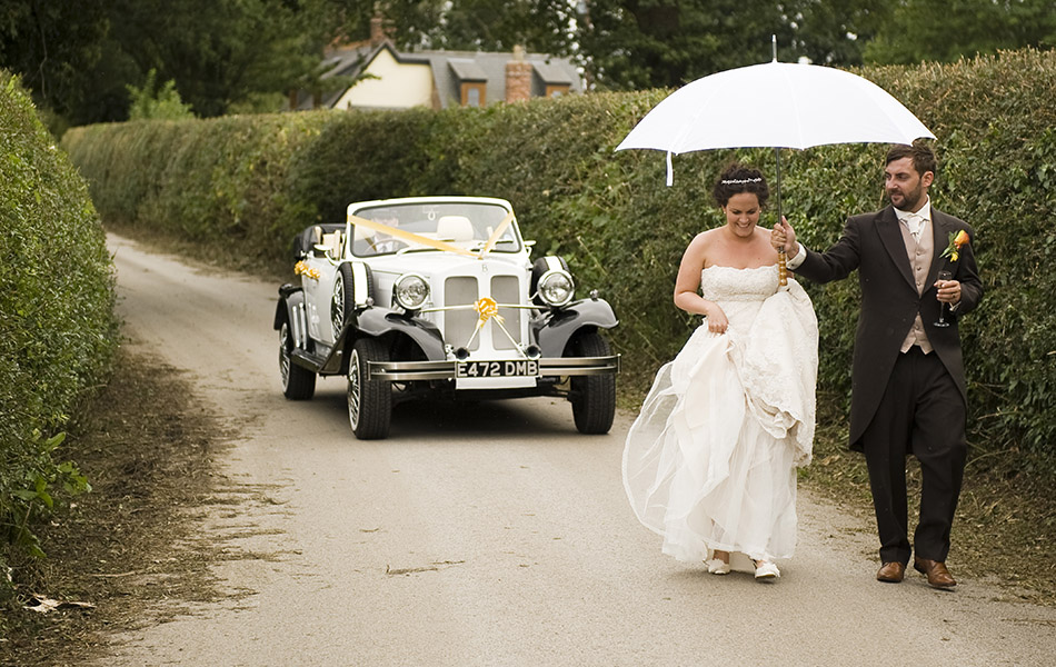 Gardenia Beauford Classic wedding car in Crewe, Cheshire and Staffordshire