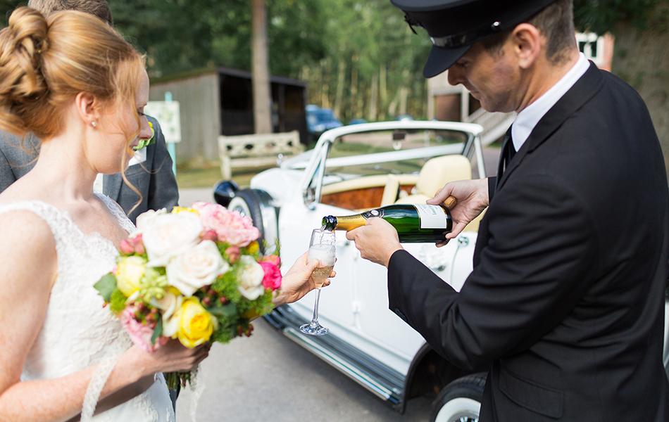 Gardenia Beauford Classic wedding car in Crewe, Cheshire and Staffordshire