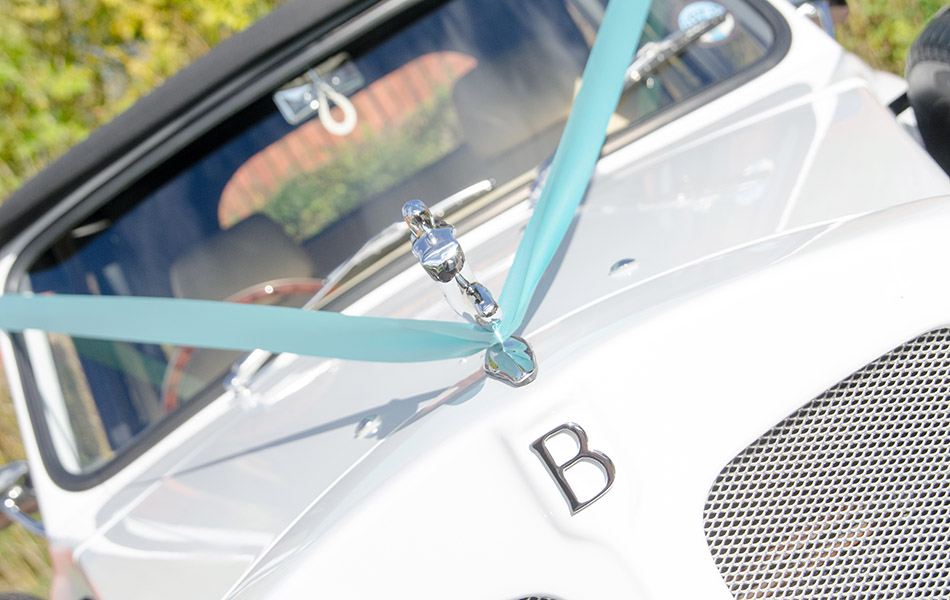 Gardenia Beauford Classic wedding car in Crewe, Cheshire and Staffordshire