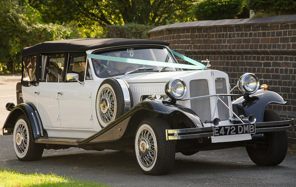 Gardenia Beauford Classic wedding car in Crewe, Cheshire and Staffordshire