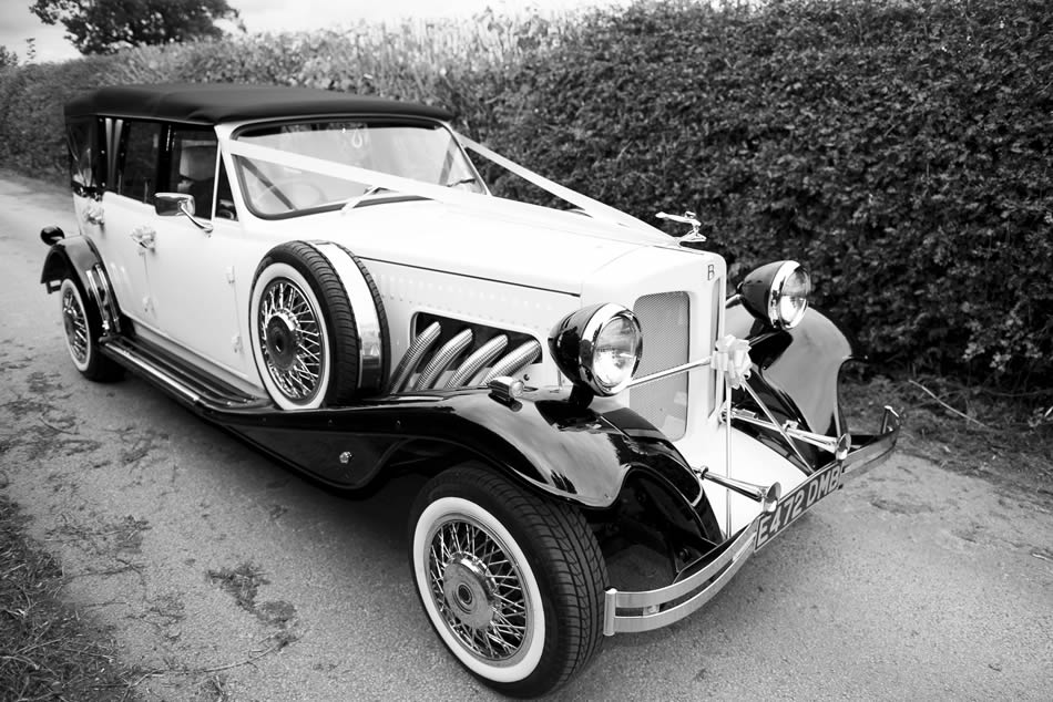 Gardenia Beauford Classic wedding car in Crewe, Cheshire and Staffordshire